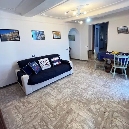 Casa Edda 公寓 斯培西亚